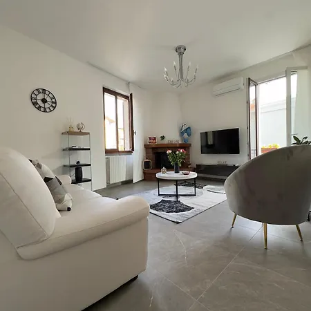 A Due Passi Dal - Con Terrazza شقة *