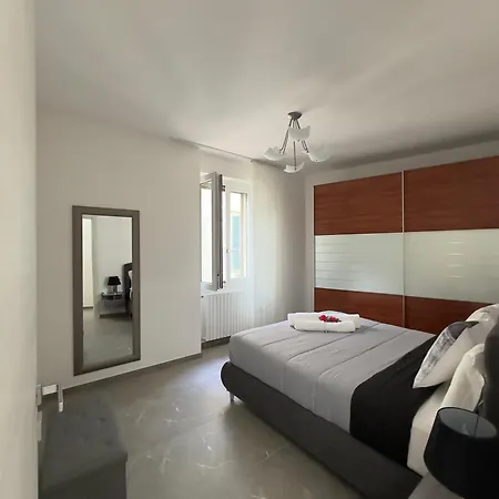 Apartman A Due Passi Dal - Con Terrazza