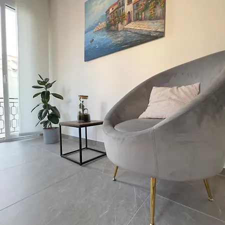 A Due Passi Dal - Con Terrazza Daire